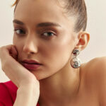 Brinco em Ródio Acetinado Pendulo Abaulado