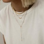 Colar Banhado à Ouro 18K Gravata Ajustável Cristais Olho Grego Azul