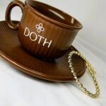 Pulseira Laços de Família banhada a Ouro 18k com Zircônia Luxuosa