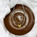 Colar Cristais com Coração Banhado à Ouro 18k