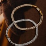 Pulseira Banhado em Ródio Branco Riviera com Baguete em Cristal