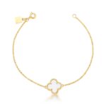 Pulseira Banhado à Ouro 18K Maleável com Pedra Flor de Madrepérola Branca