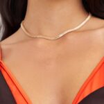 Corrente Banhado à Ouro 18K Malha Veneziana e Baguetes Incolor 40cm